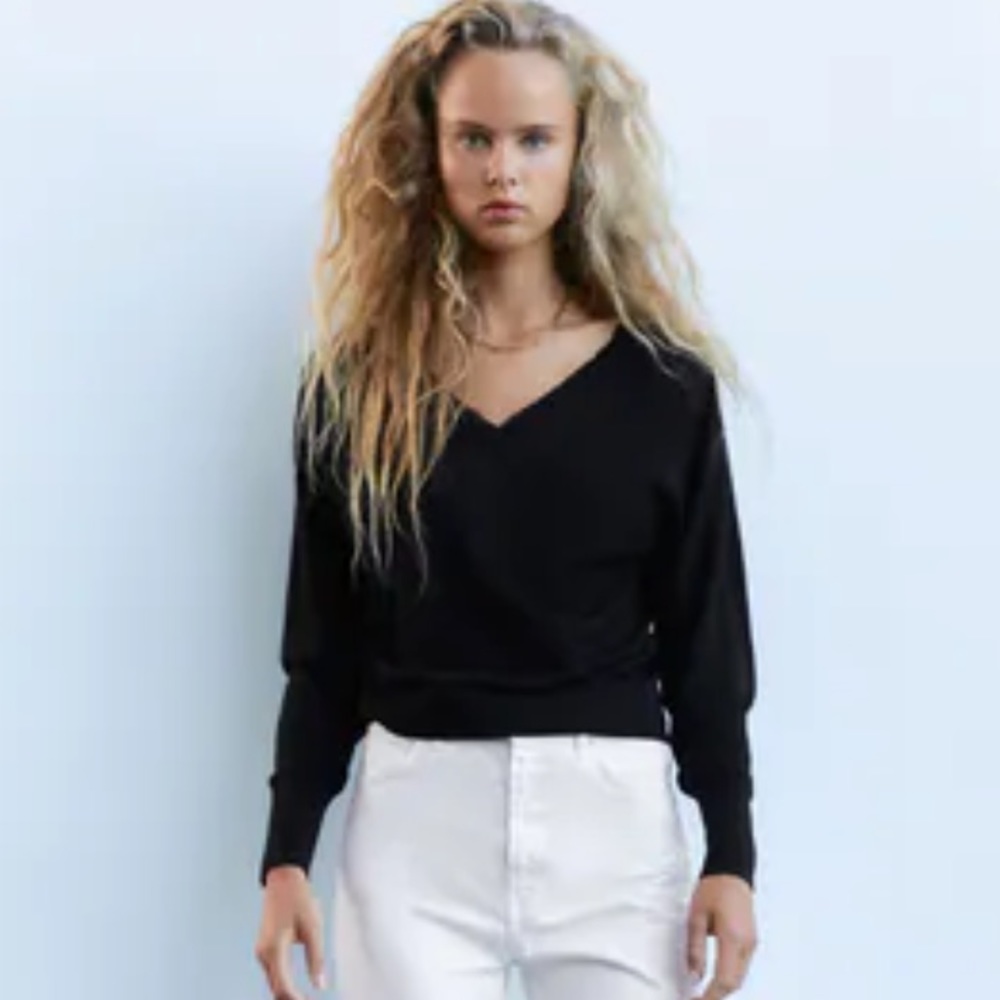Zara v-neck sweater